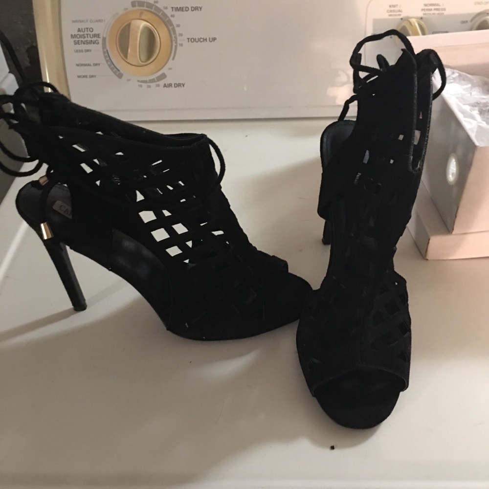 lace up back sandal